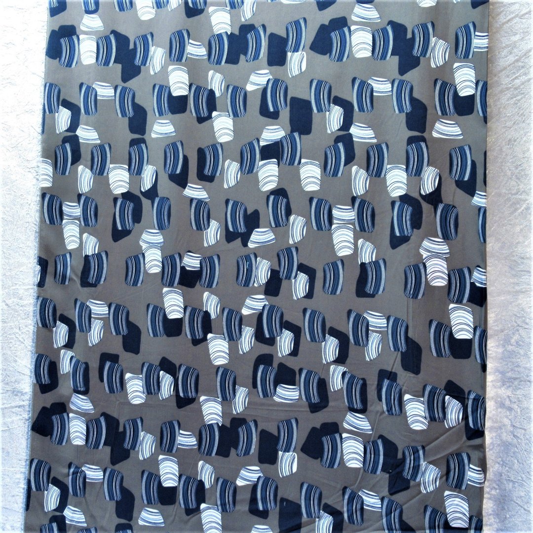 Tummanharmaapohjainen solukuvioinen polyesteri