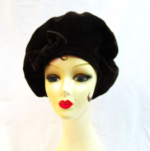 Brown velvet beret from the 60s, approx. 55cm