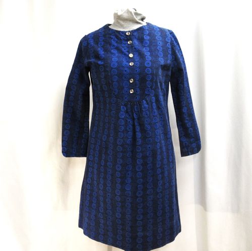 Sinisävyinen kotitekoinen 60-luvun mekko "Valkea varsa" -kankaasta, XS-S